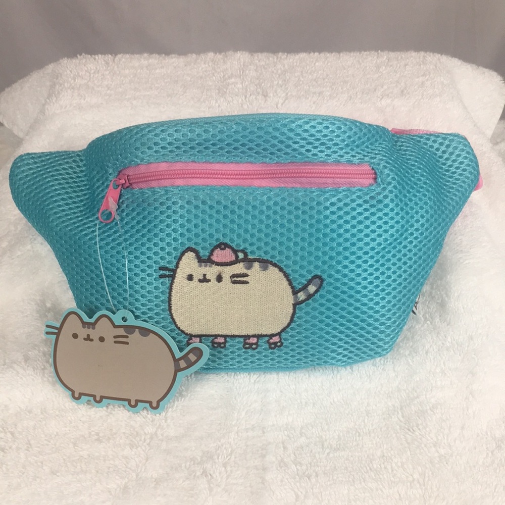 Embroidered Pusheen Skating Cat Pastel Colored Bum Bag Fanny Pack NWT